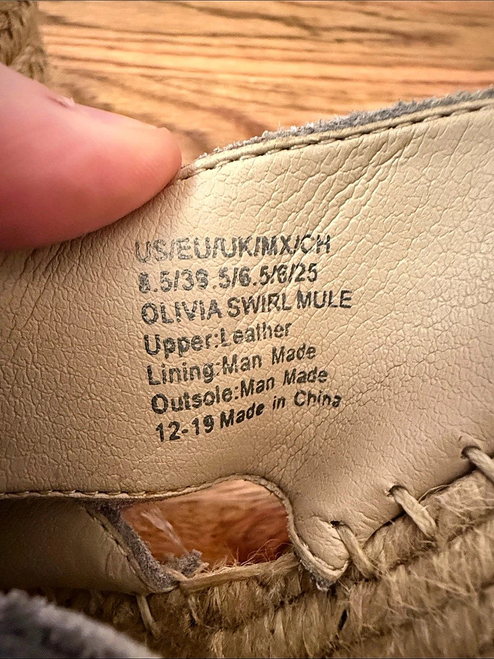 Kenneth Cole Olivia Swirl Mule Leather Wedge Mules Gray US 8.5 - Picture 5 of 8
